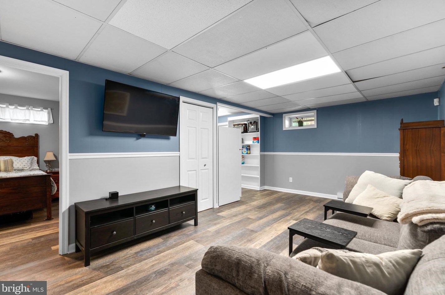 566 Whitney Rd, Severna Park MD 21146-3434 exterior