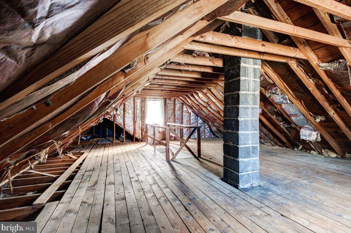 283 Hillside Ter, Baltimore MD  21225-3015 exterior