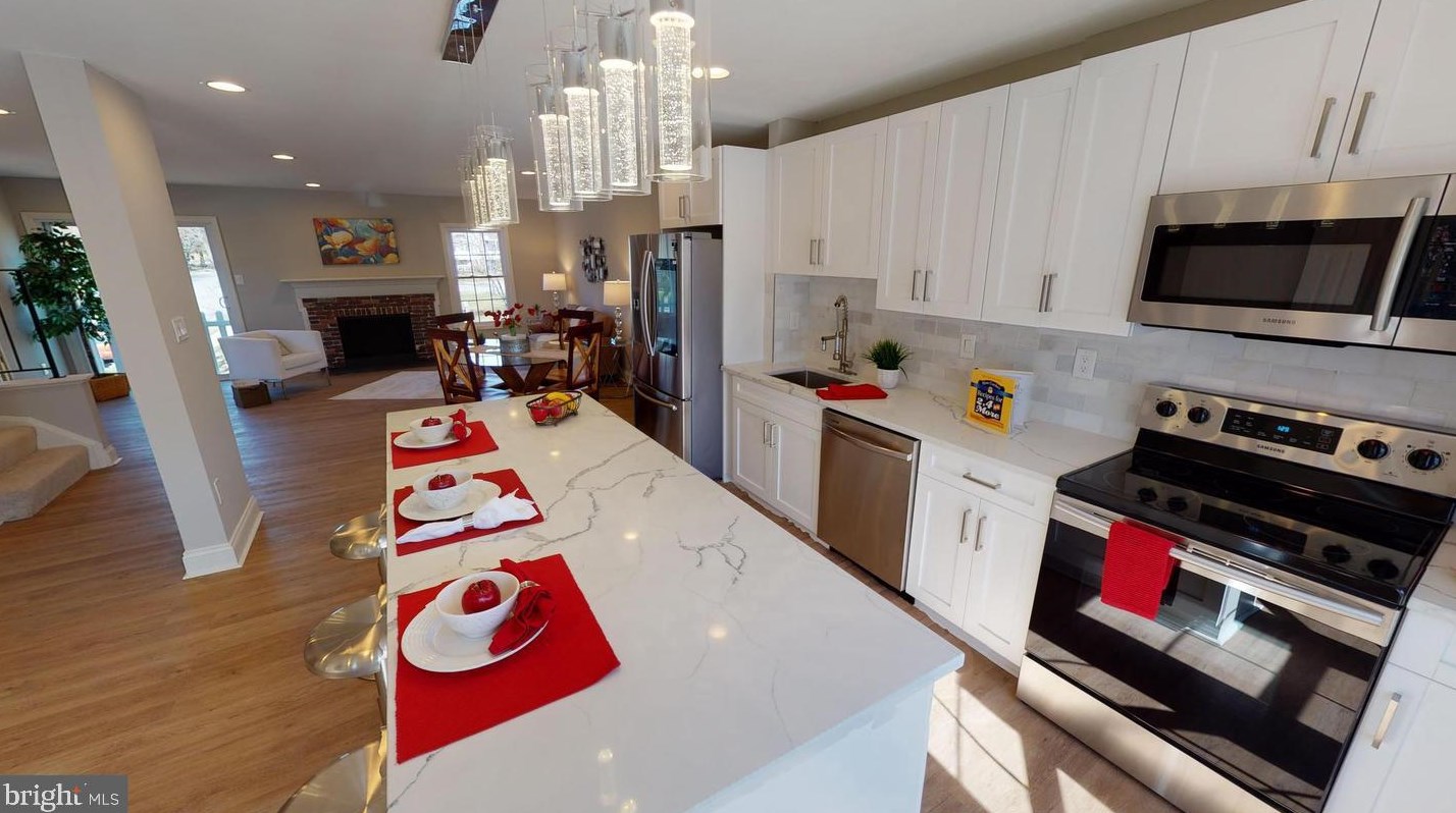 1402 Mara Vista Ct, Crofton MD  21114-1132 exterior