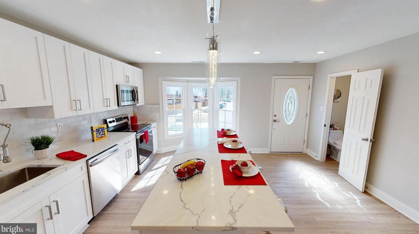 1402 Mara Vista Ct, Crofton MD  21114-1132 exterior