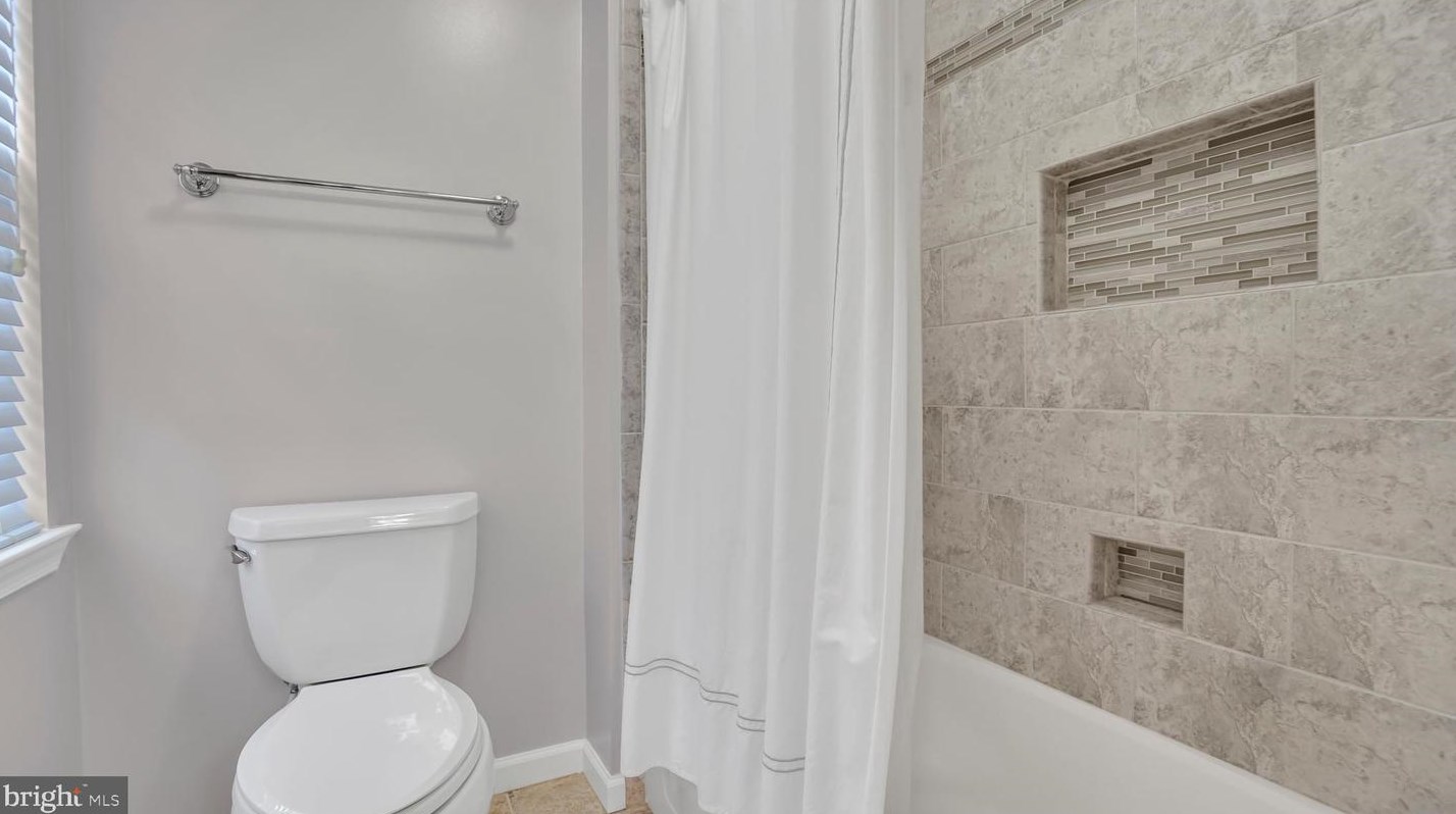 2708 Strongs Ct, Crofton MD  21114-3149 exterior