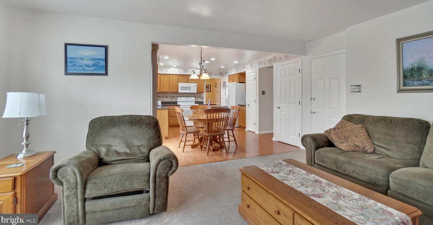 2708 Strongs Ct, Crofton MD  21114-3149 exterior