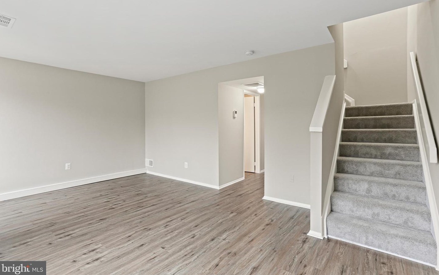 1639 Fendall Ct, Crofton MD 21114-1721 exterior