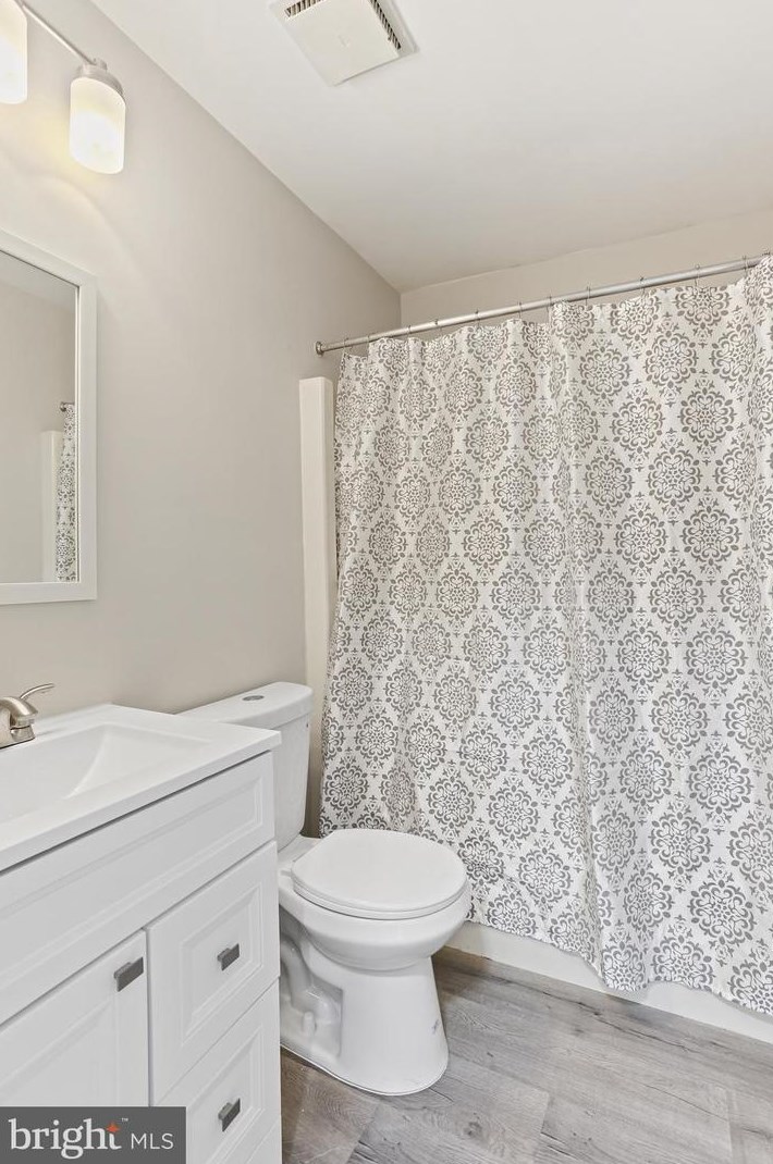 1639 Fendall Ct, Crofton MD 21114-1721 exterior