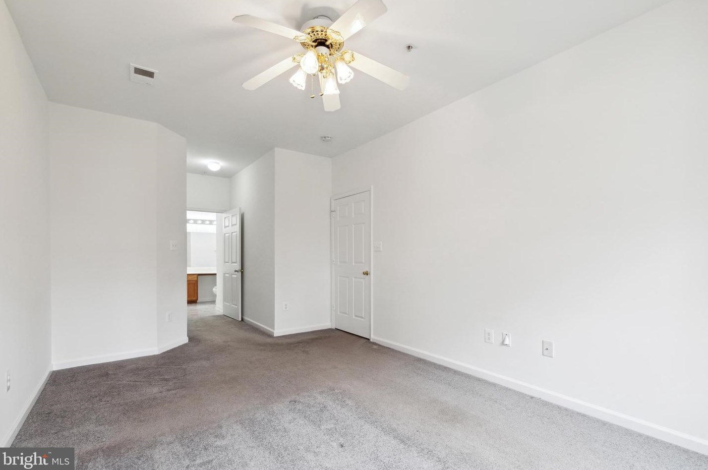 1606 Fallowfield Ct, Crofton MD  21114-1427 exterior