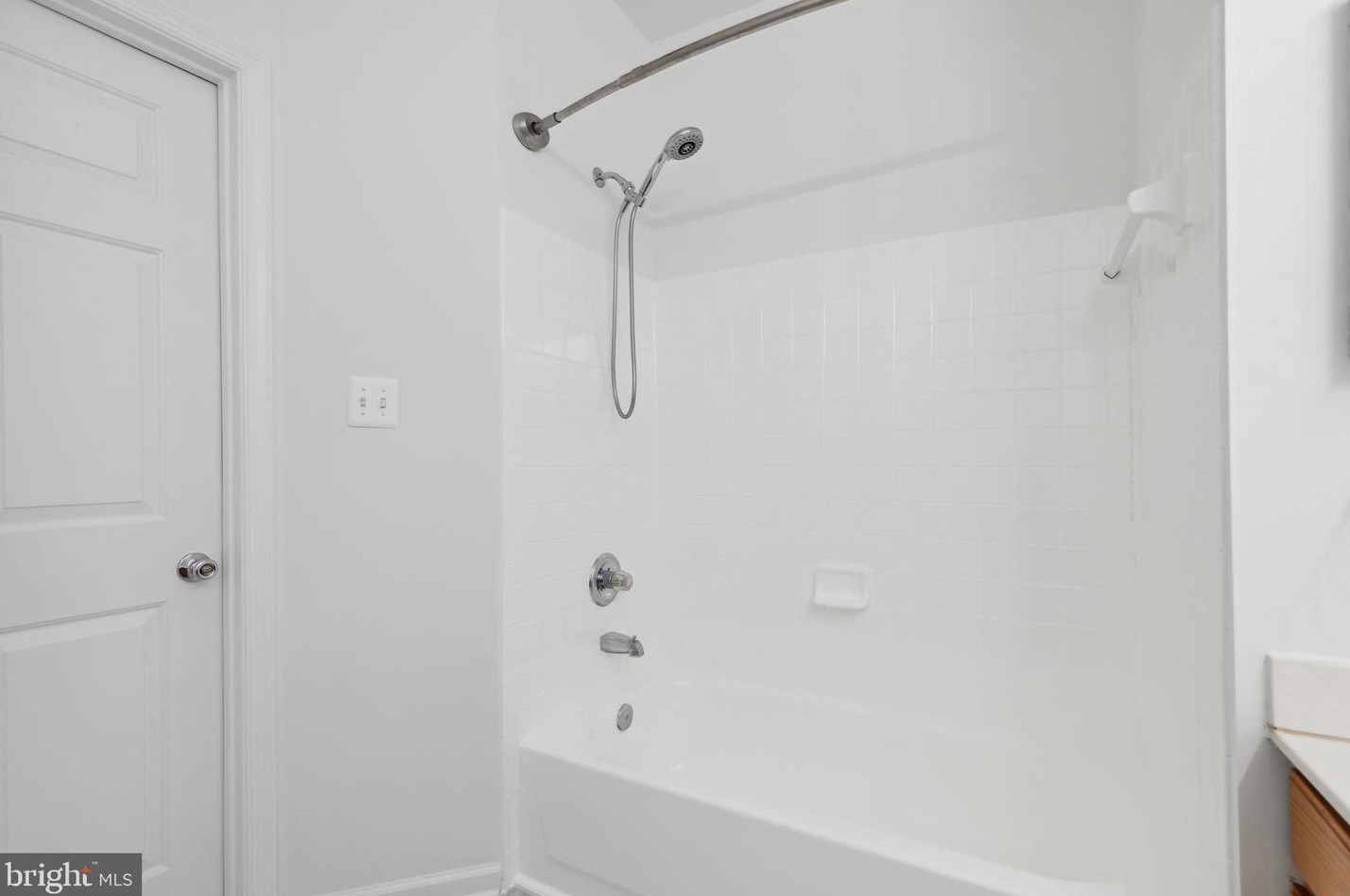 1606 Fallowfield Ct, Crofton MD  21114-1427 exterior