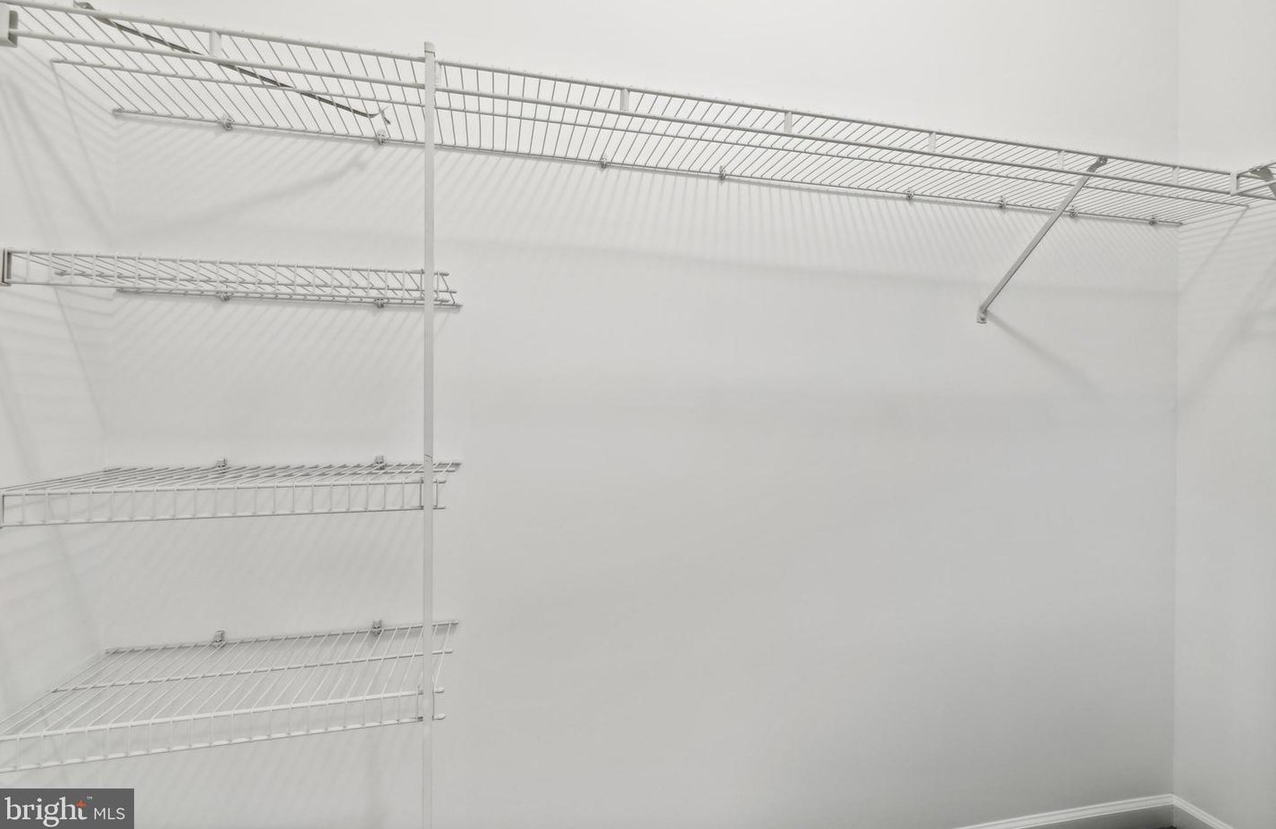 1606 Fallowfield Ct, Crofton MD  21114-1427 exterior