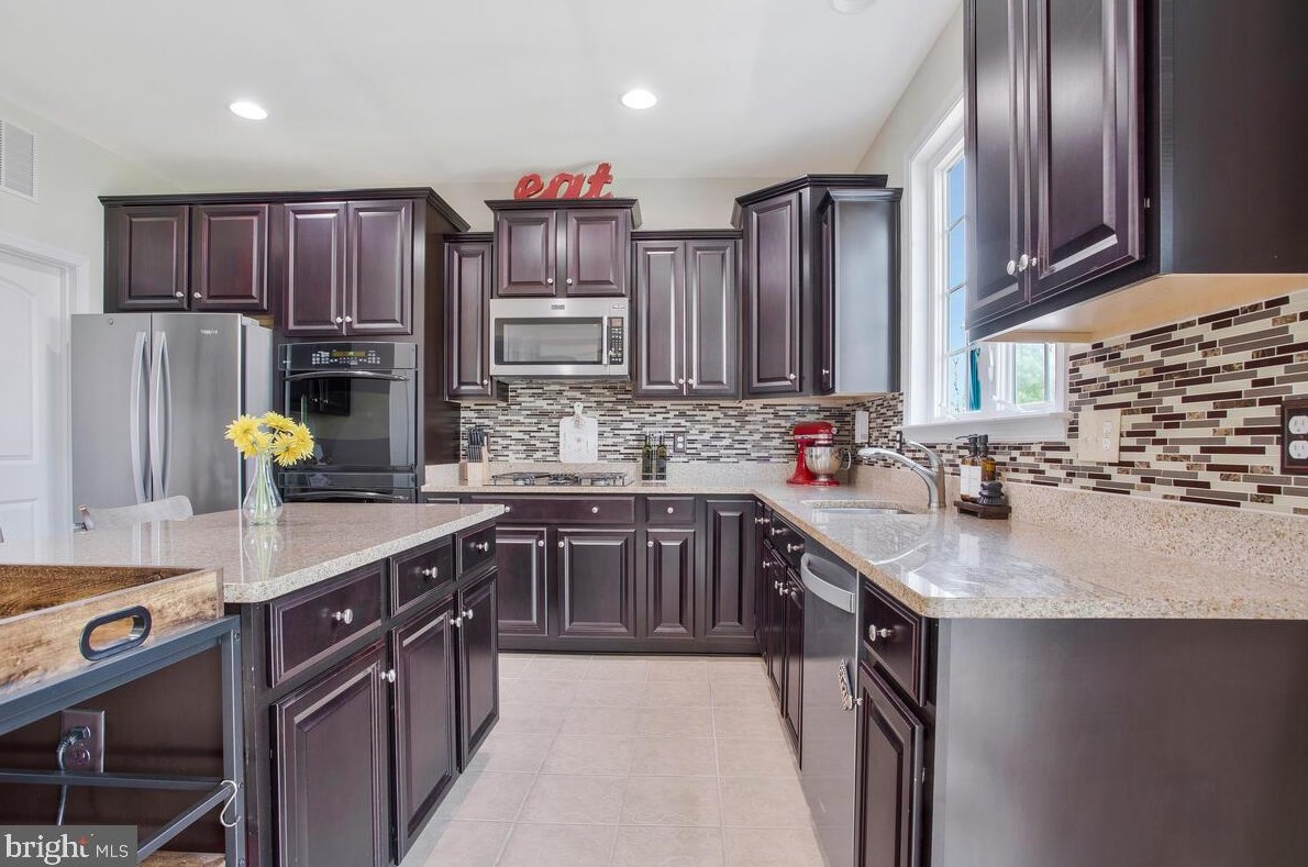 1526 Coldwater Reserve Xing, Severn MD  21144-3260 exterior