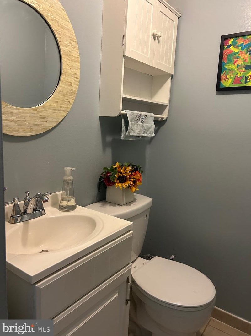 285 Maxo Ct, Glen Burnie MD 21061-5661 exterior