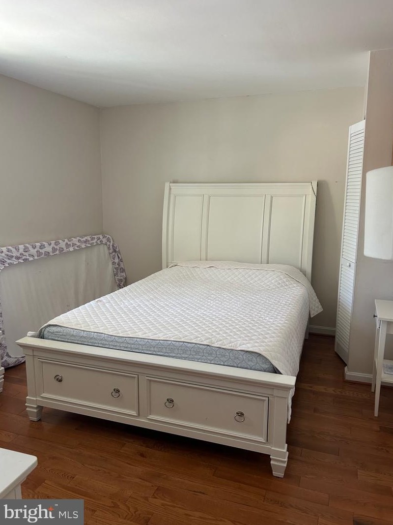 285 Maxo Ct, Glen Burnie MD 21061-5661 exterior