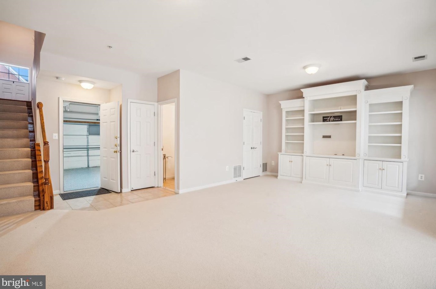 306 Dawnwood Dr, Edgewater MD  21037-3442 exterior