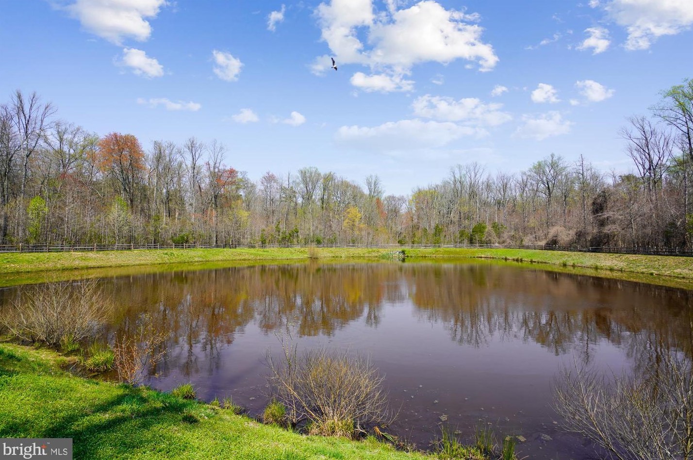 306 Dawnwood Dr, Edgewater MD  21037-3442 exterior