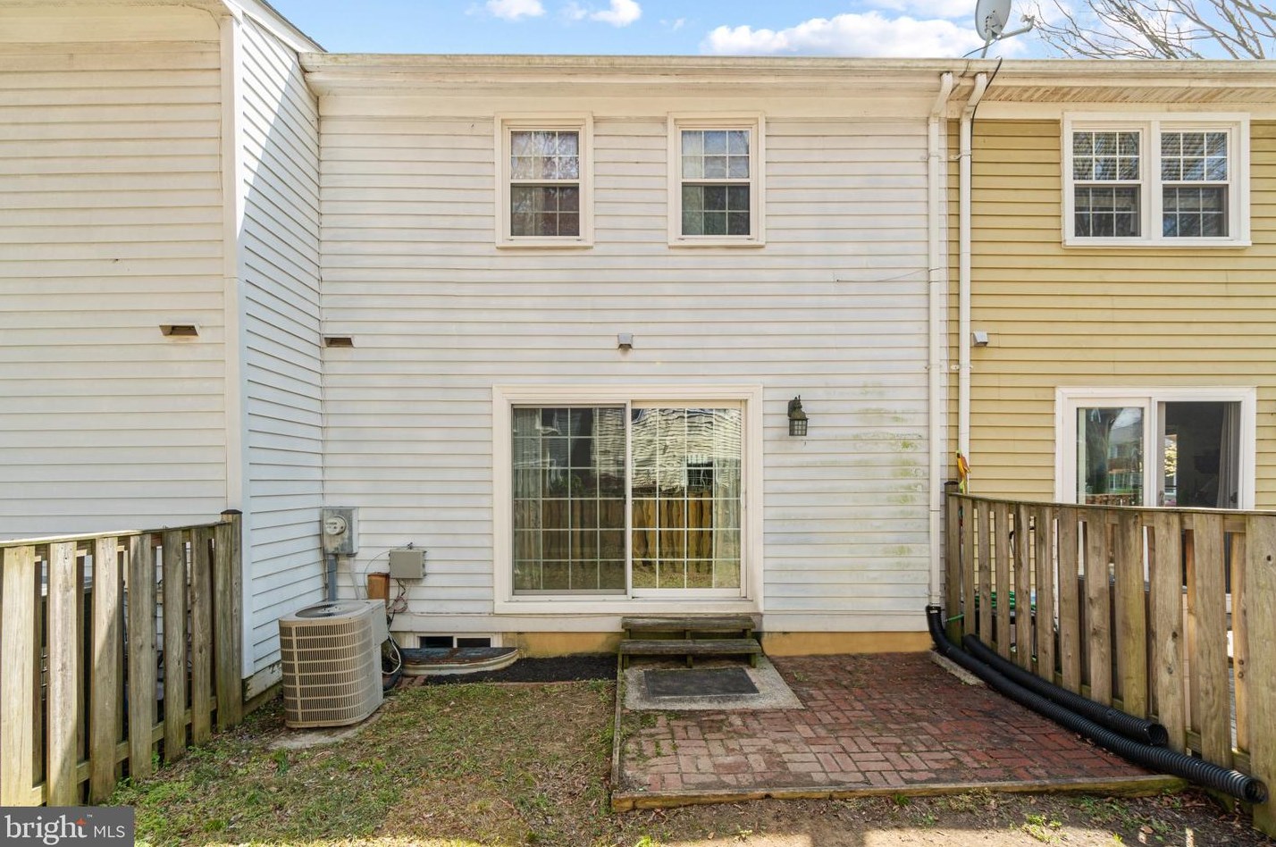 1754 Castleford Sq, Crofton MD 21114-1927 exterior