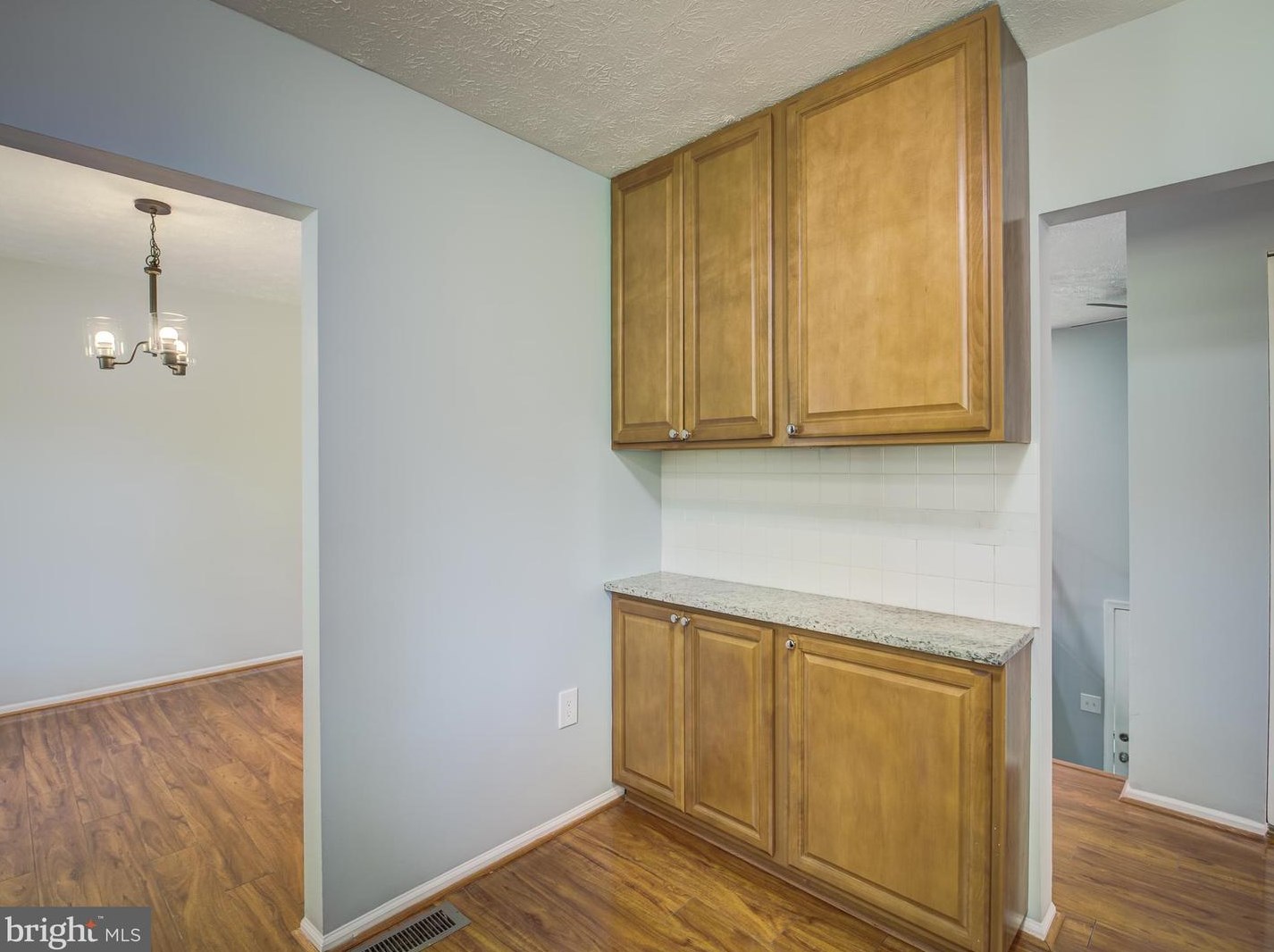 1953 Pometacom Dr, Baltimore MD  21076-1258 exterior