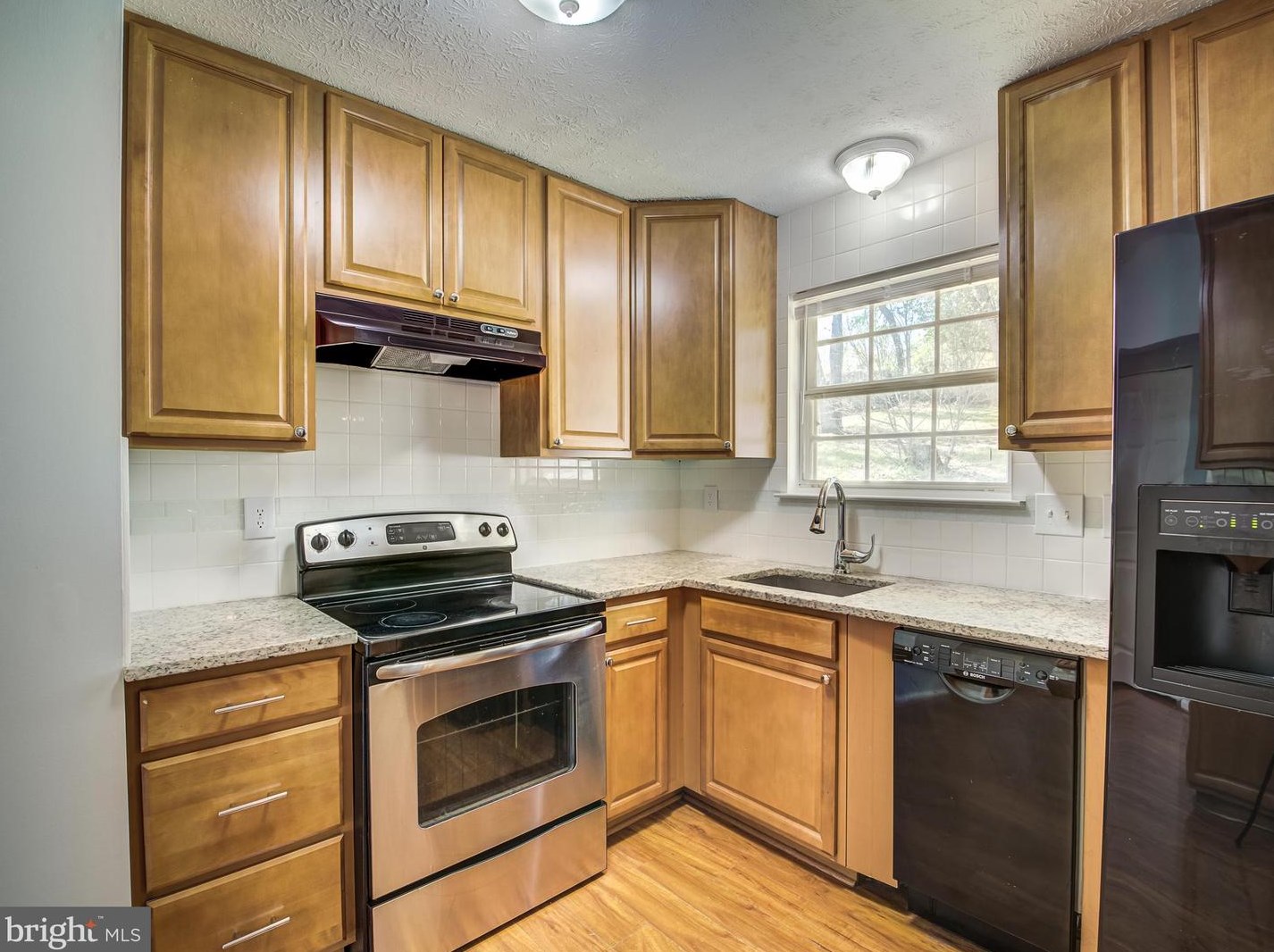 1953 Pometacom Dr, Baltimore MD  21076-1258 exterior