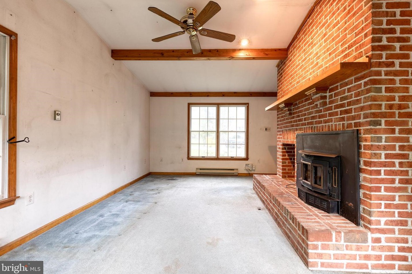 1859 Cedar Dr, Severn MD 21144-1005 exterior