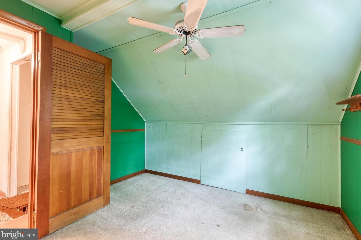 1859 Cedar Dr, Severn MD 21144-1005 exterior