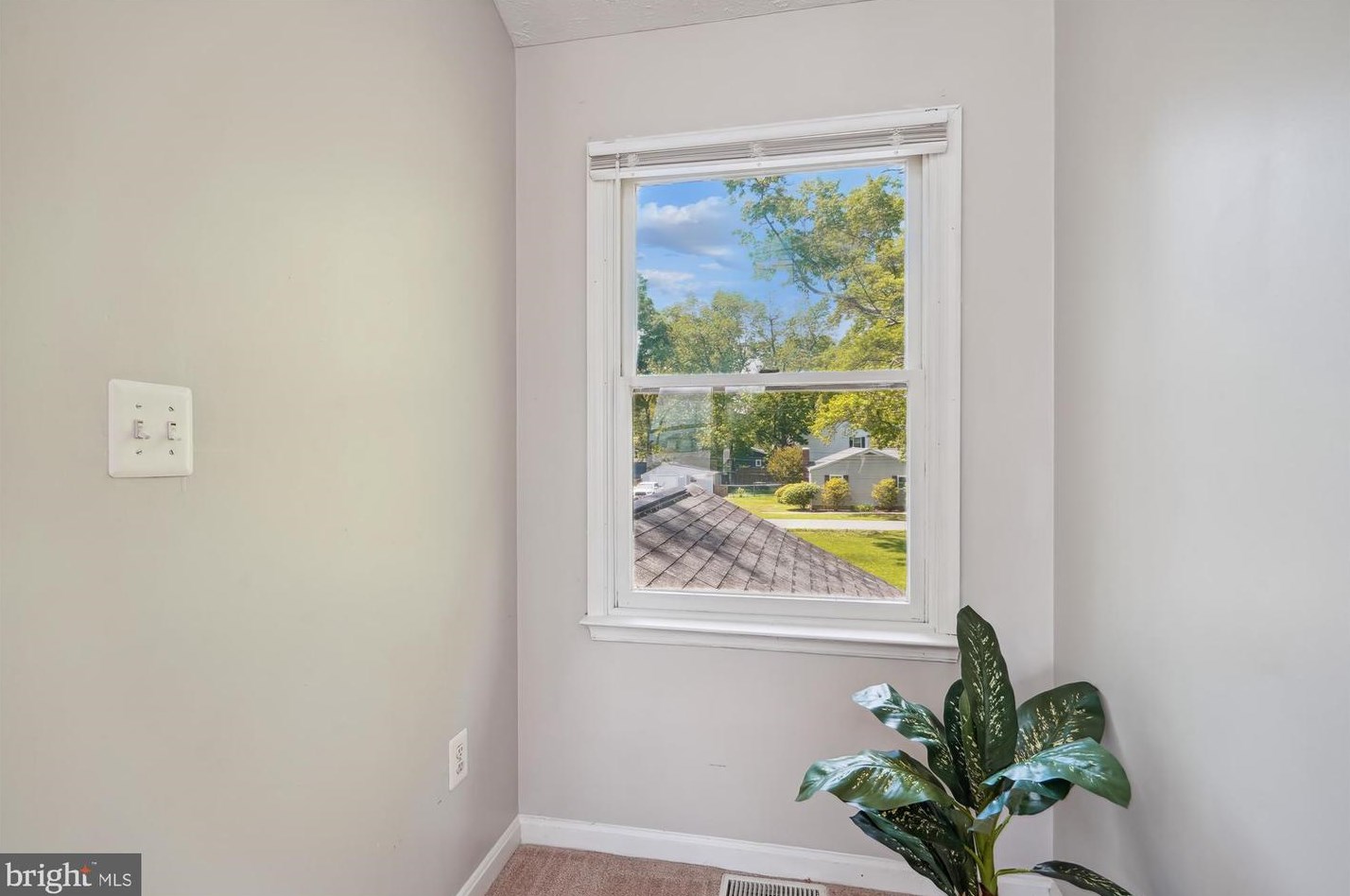 1213 Grove Ave, Shady Side MD  20764-9538 exterior