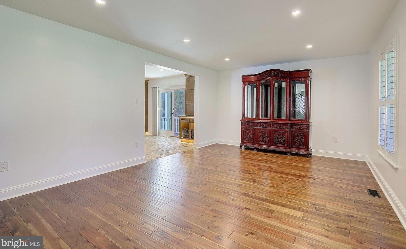 6439 Meadowlark Dr, Dunkirk MD  20754-2502 exterior