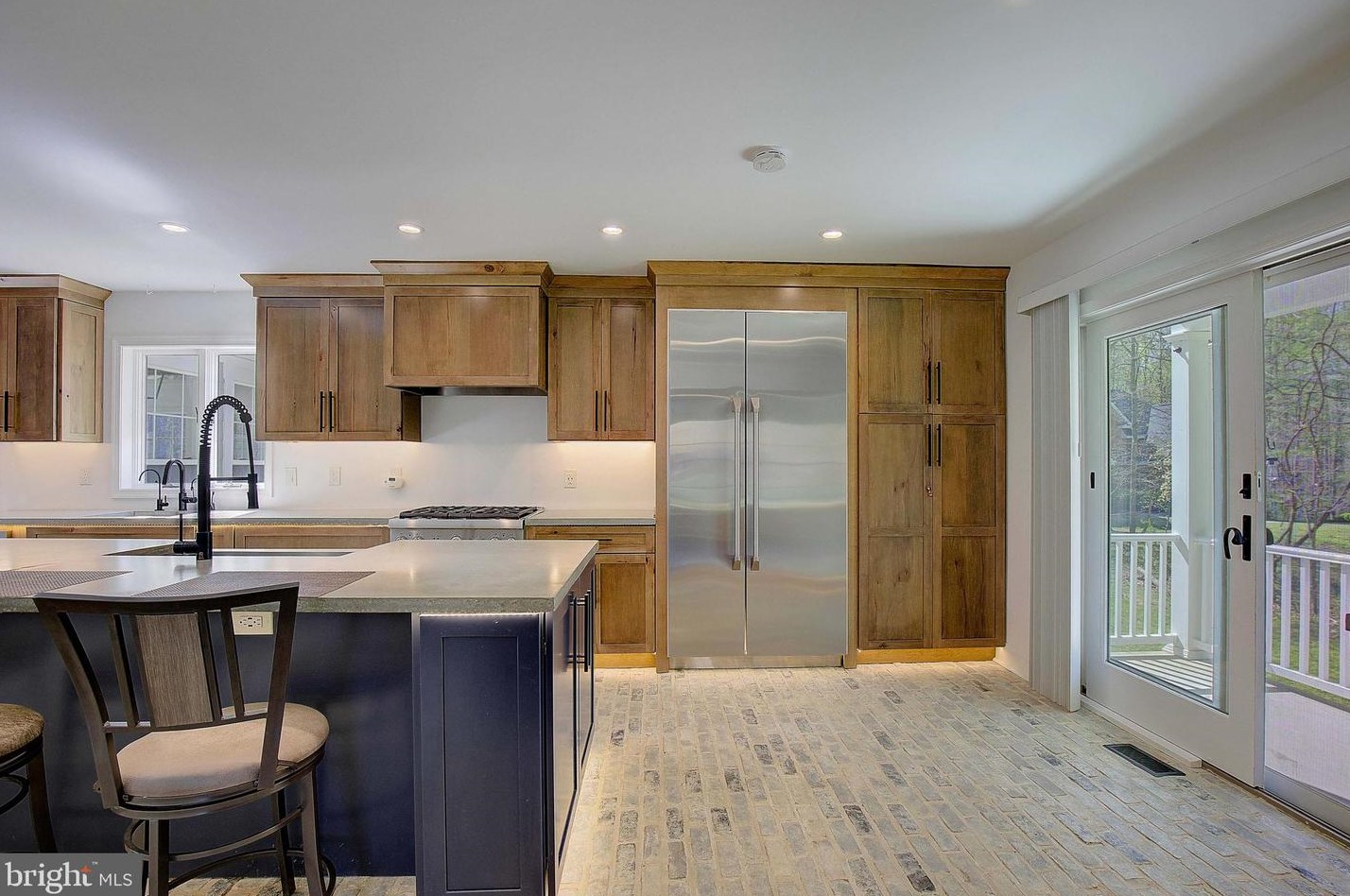 6439 Meadowlark Dr, Dunkirk MD  20754-2502 exterior