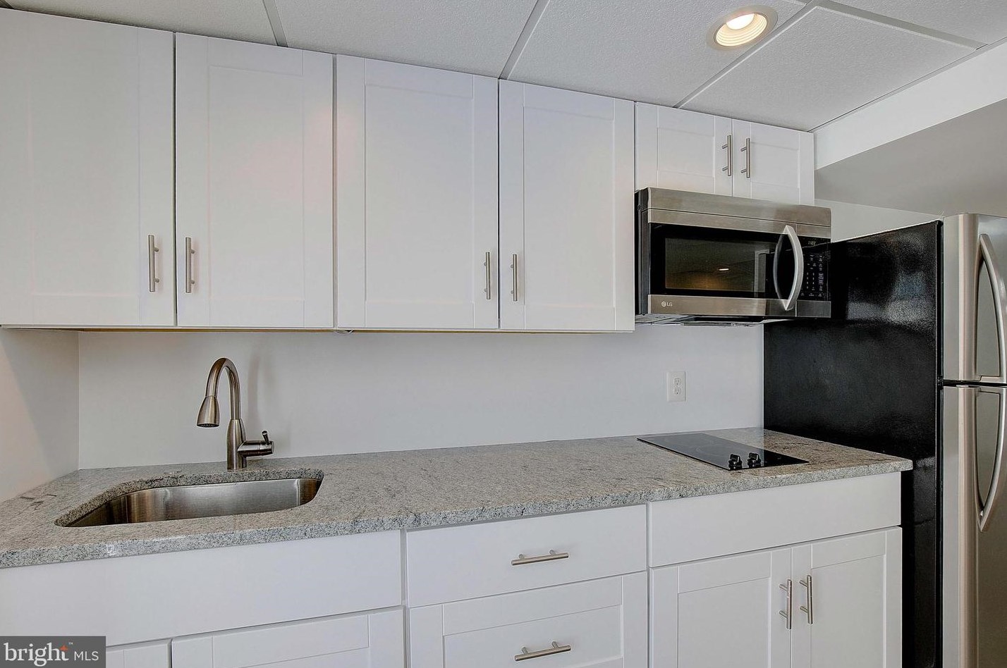 6439 Meadowlark Dr, Dunkirk MD  20754-2502 exterior