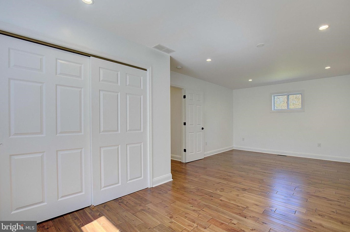 6439 Meadowlark Dr, Dunkirk MD  20754-2502 exterior