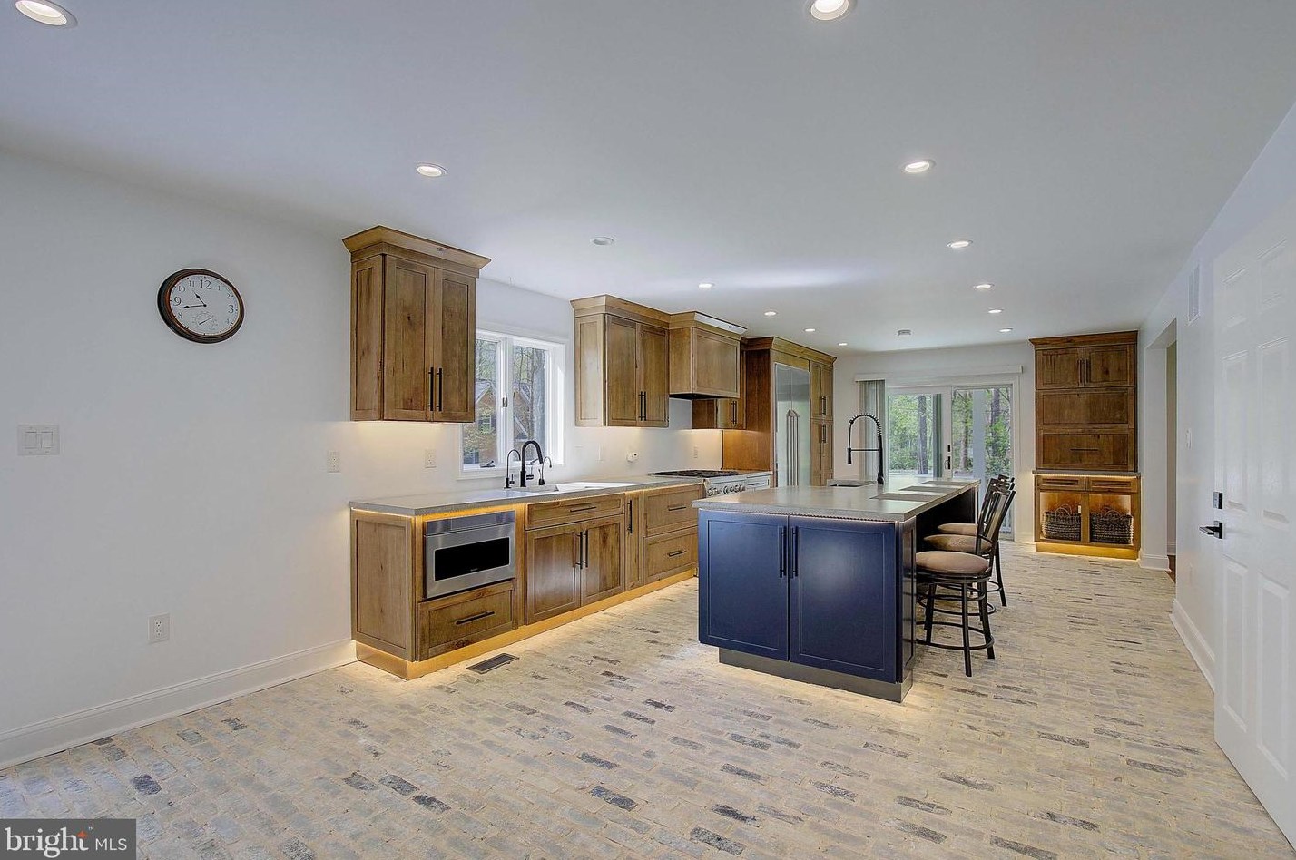 6439 Meadowlark Dr, Dunkirk MD  20754-2502 exterior