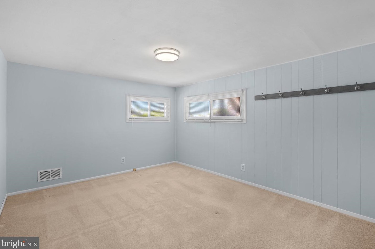 600 Mayo Rd, Glen Burnie MD 21061-4537 exterior