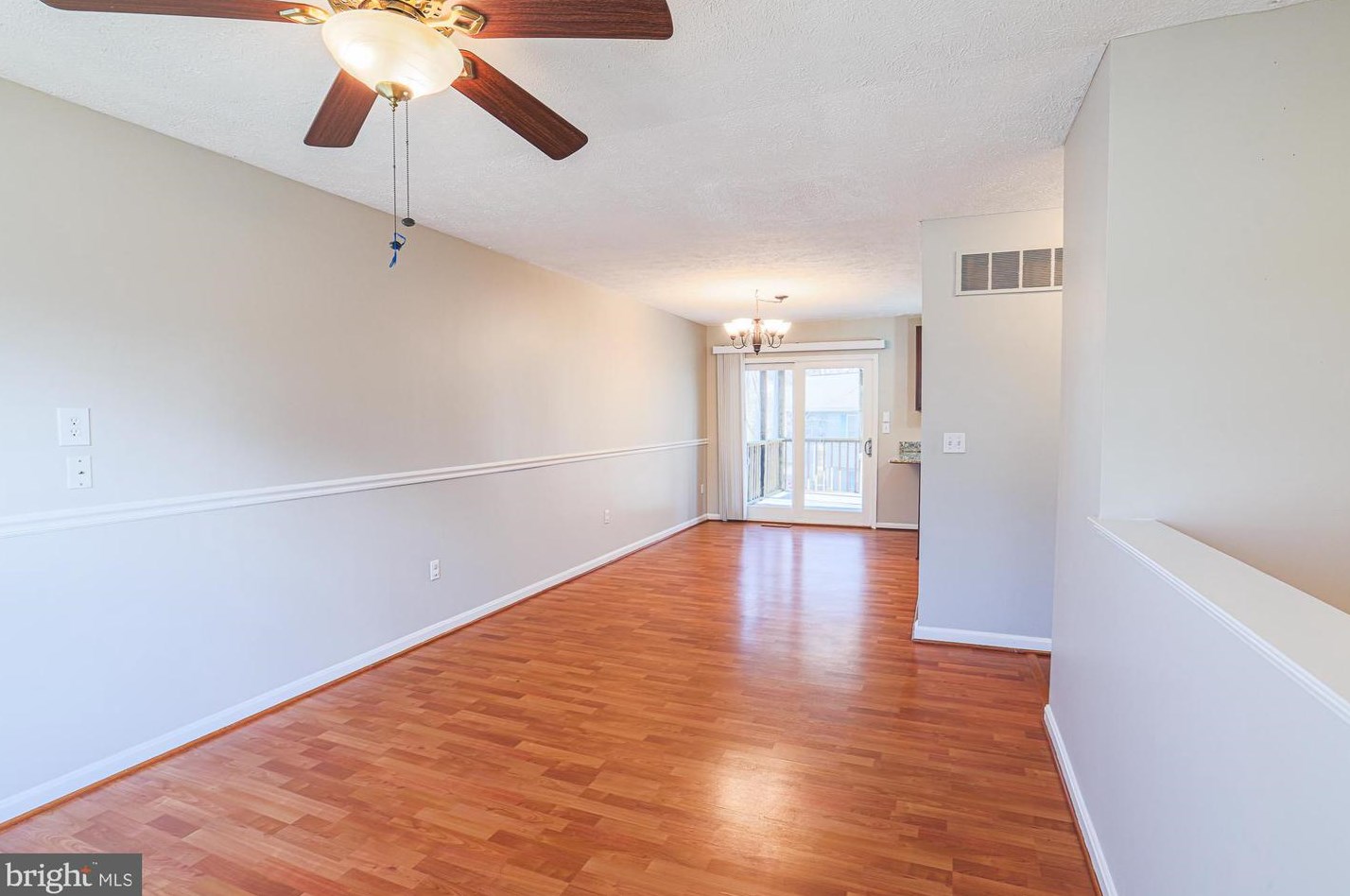 1521 Lochaber Ct, Glen Burnie MD 21061-2189 exterior