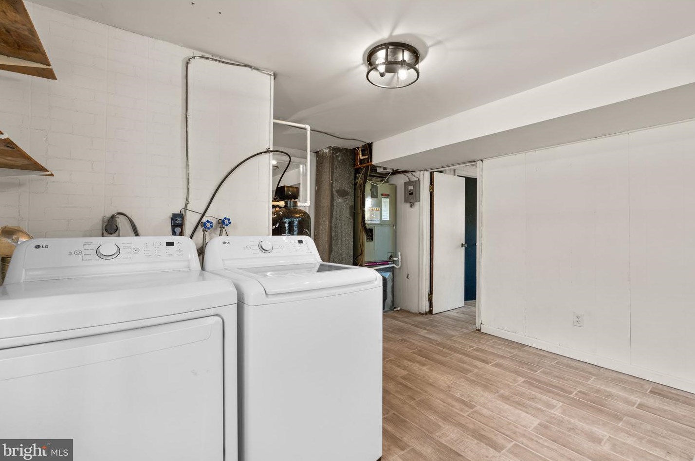 813 Hillside Ave, Edgewater MD 21037-3503 exterior