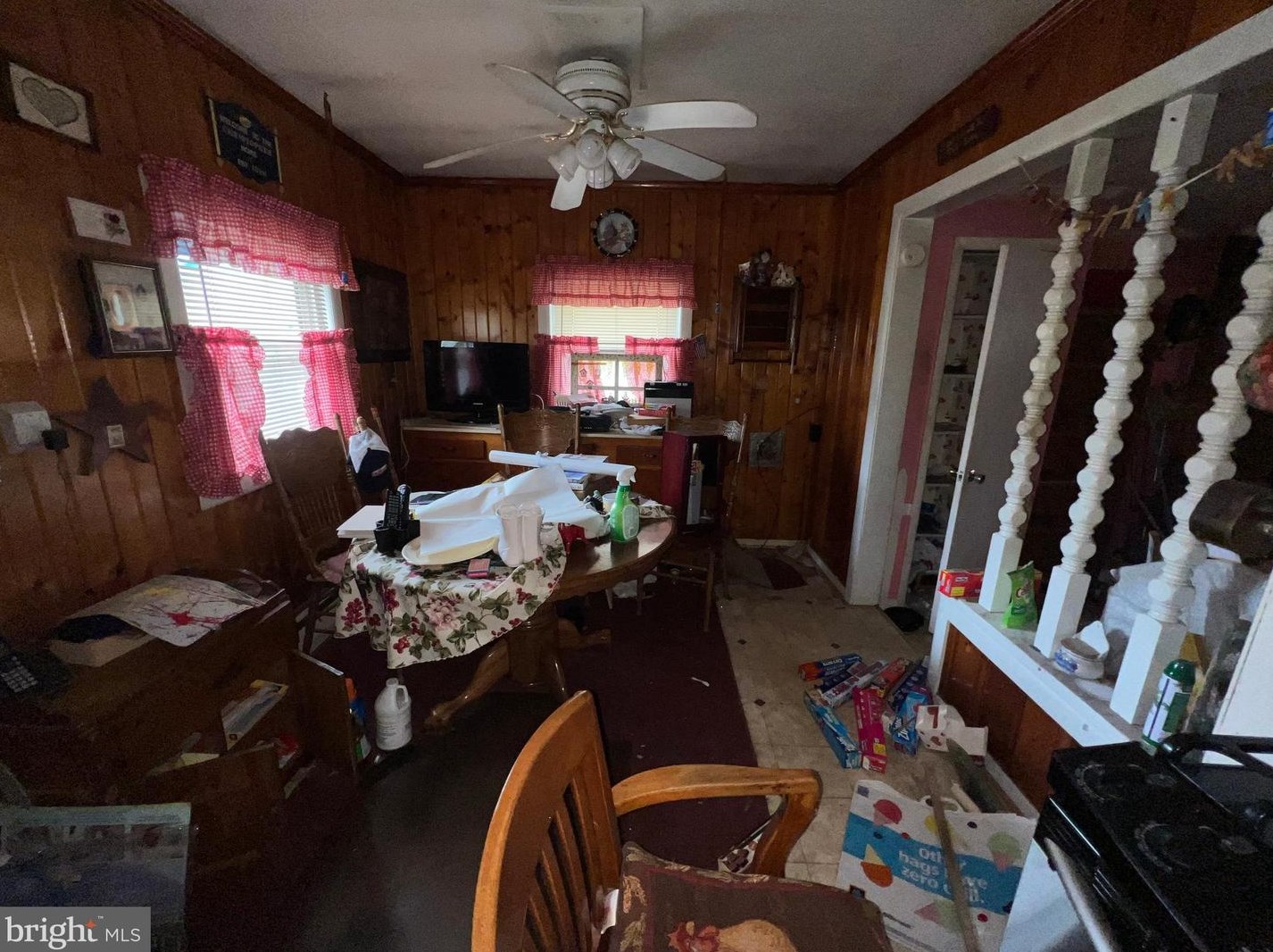 1834 Cedar Dr, Severn MD 21144-1004 exterior