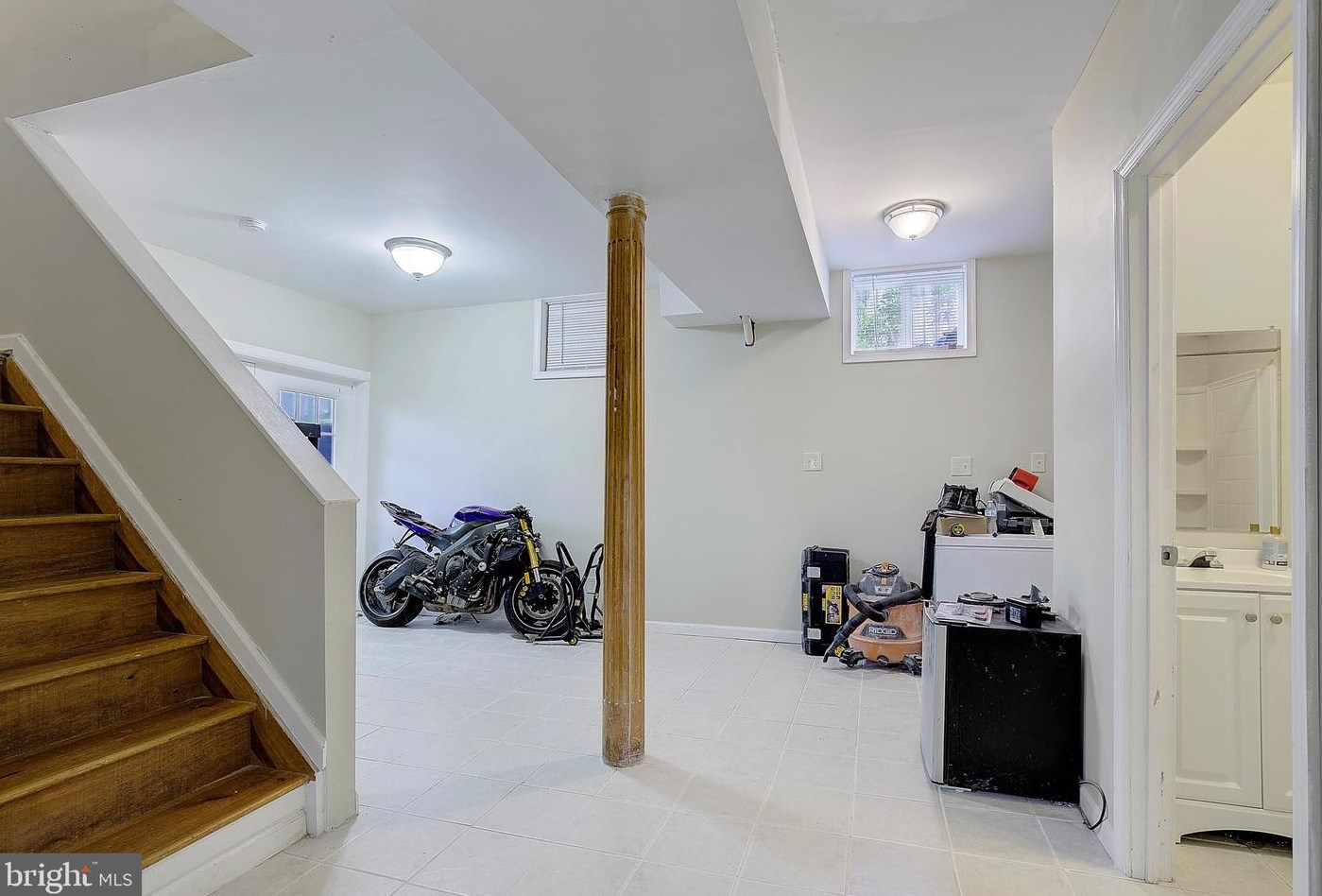 8210 Fort Smallwood Rd, Baltimore MD  21226-1918 exterior