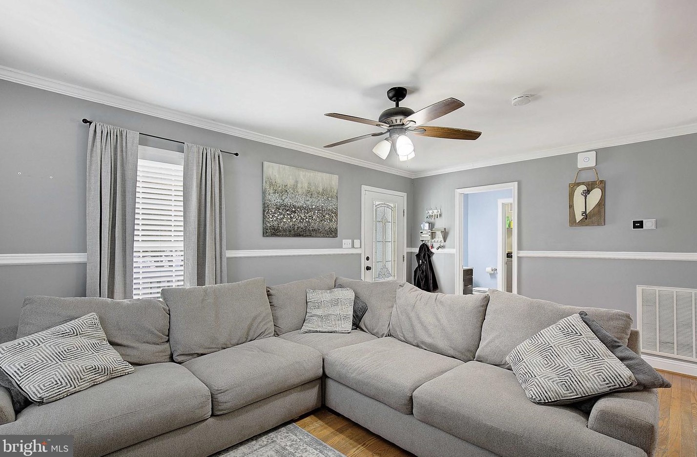 8210 Fort Smallwood Rd, Baltimore MD  21226-1918 exterior