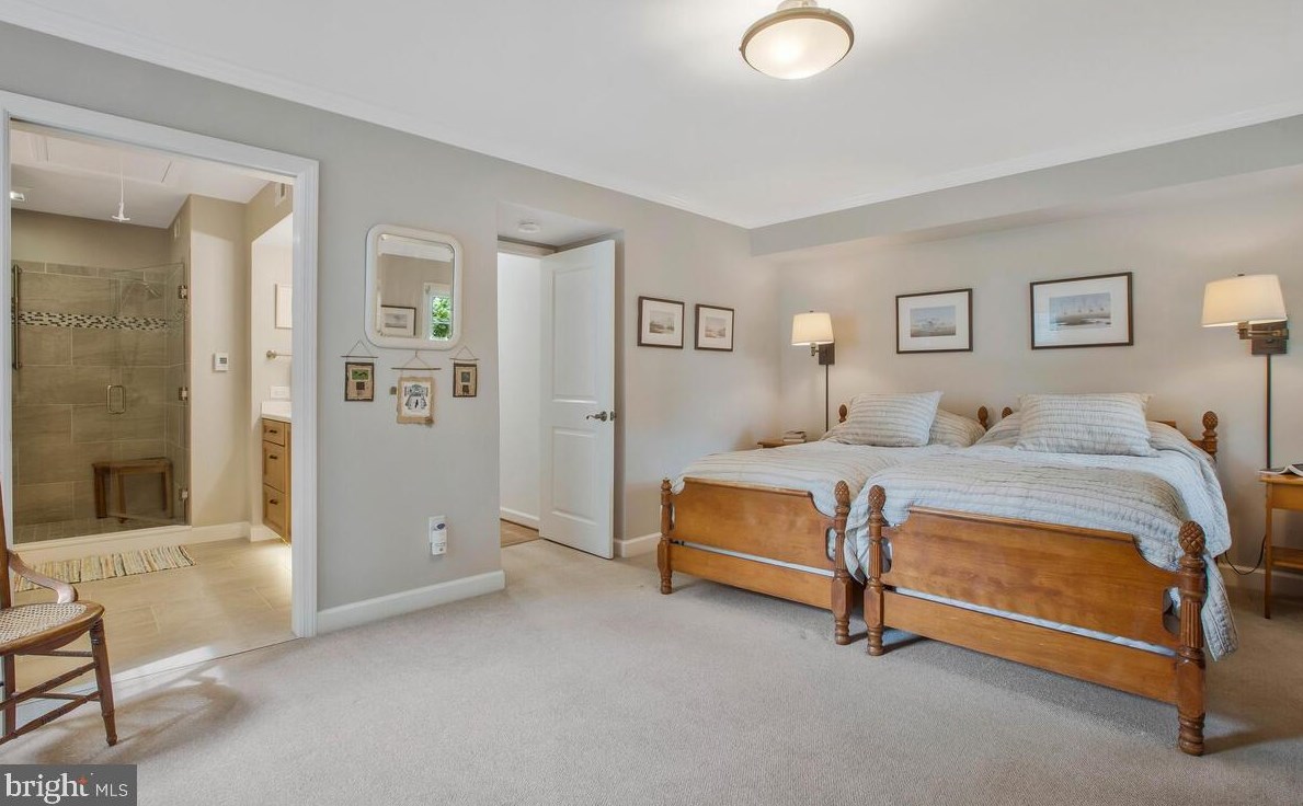 1456 Harwell Ave, Crofton MD 21114-2107 exterior