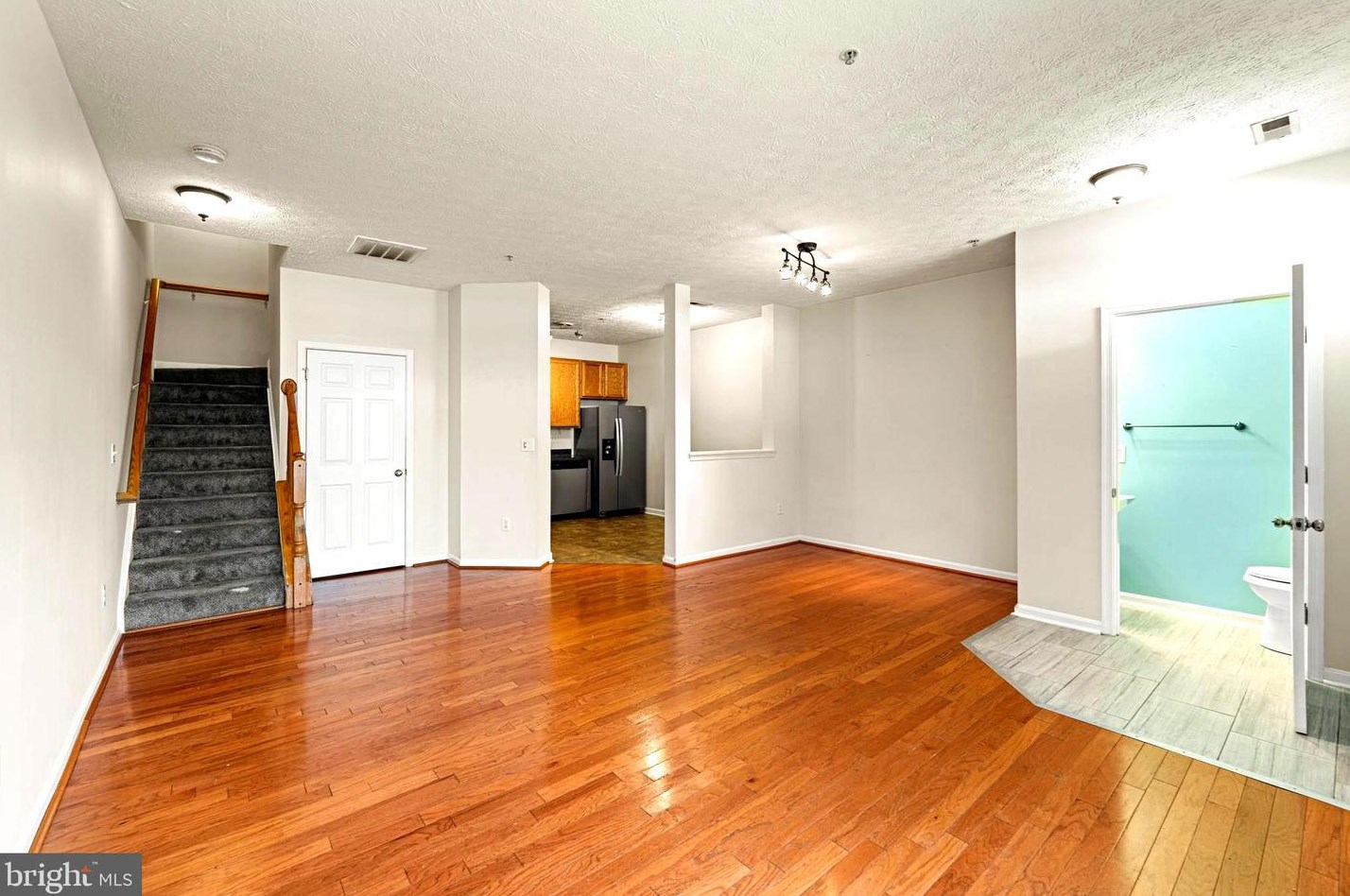 1717 Barnett Ct, Severn MD 21144-4413 exterior