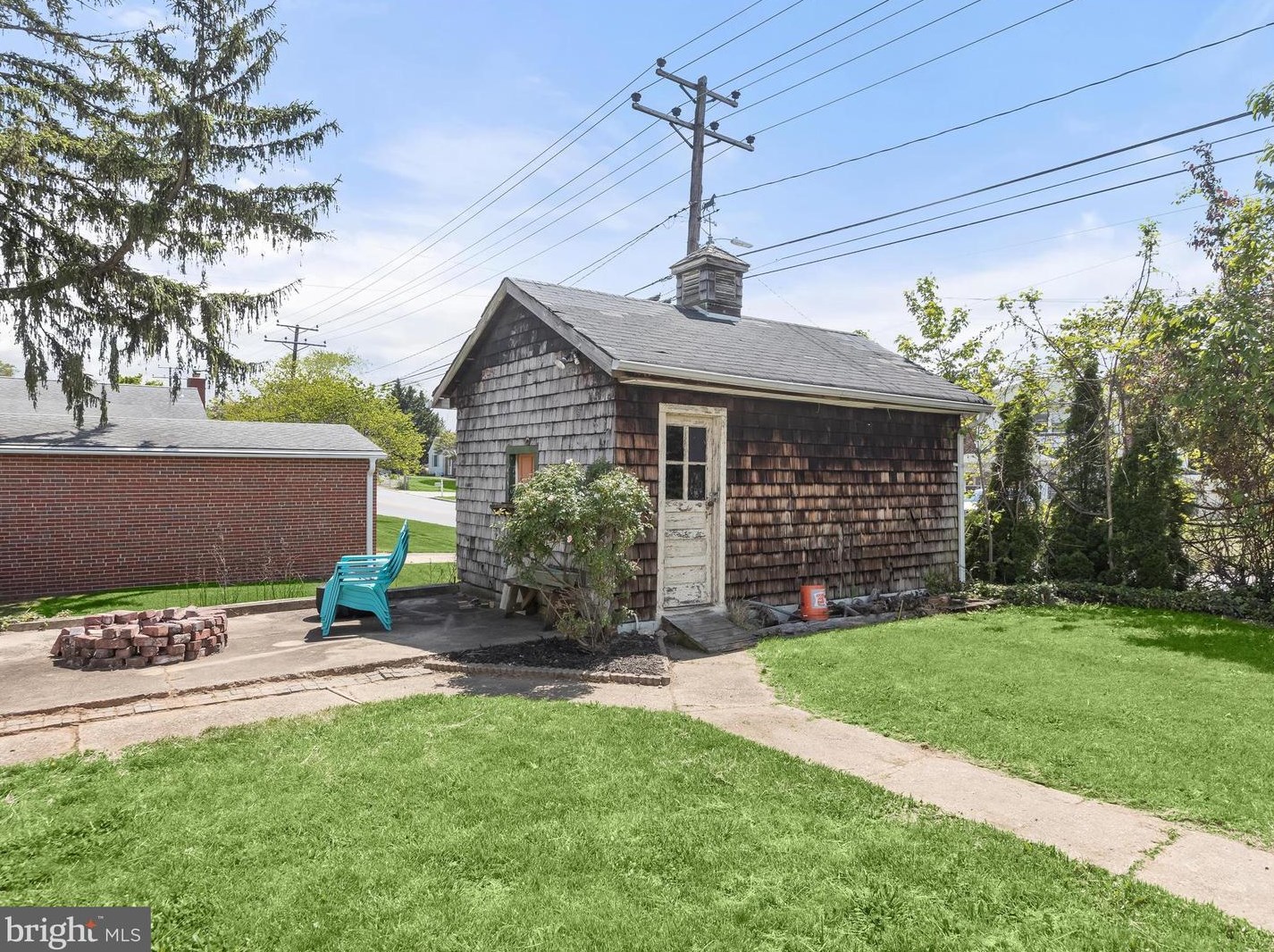 5725 Franklin St, Baltimore MD  21225-3705 exterior