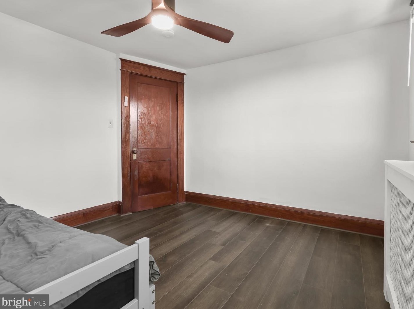 5725 Franklin St, Baltimore MD  21225-3705 exterior