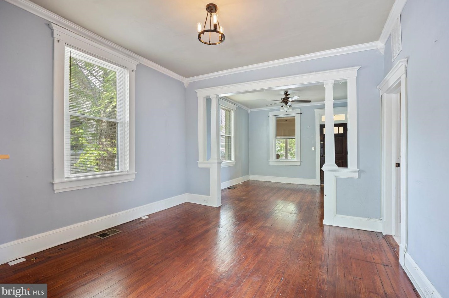 221 Audrey Ave, Baltimore MD  21225-2820 exterior