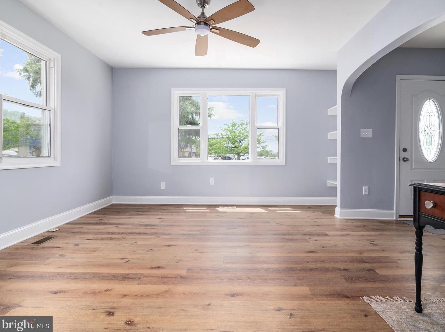 112 6 Ave, Glen Burnie MD 21060-6826 exterior