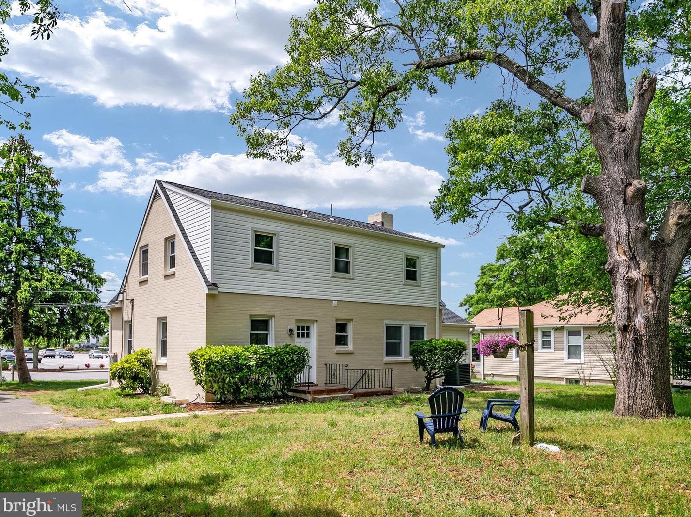 112 6 Ave, Glen Burnie MD 21060-6826 exterior