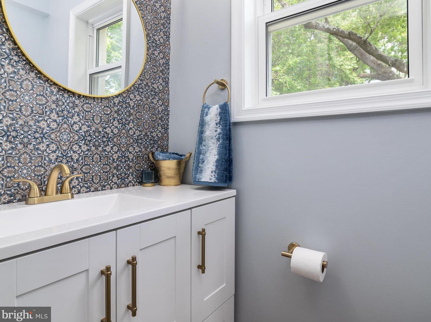 112 6 Ave, Glen Burnie MD 21060-6826 exterior