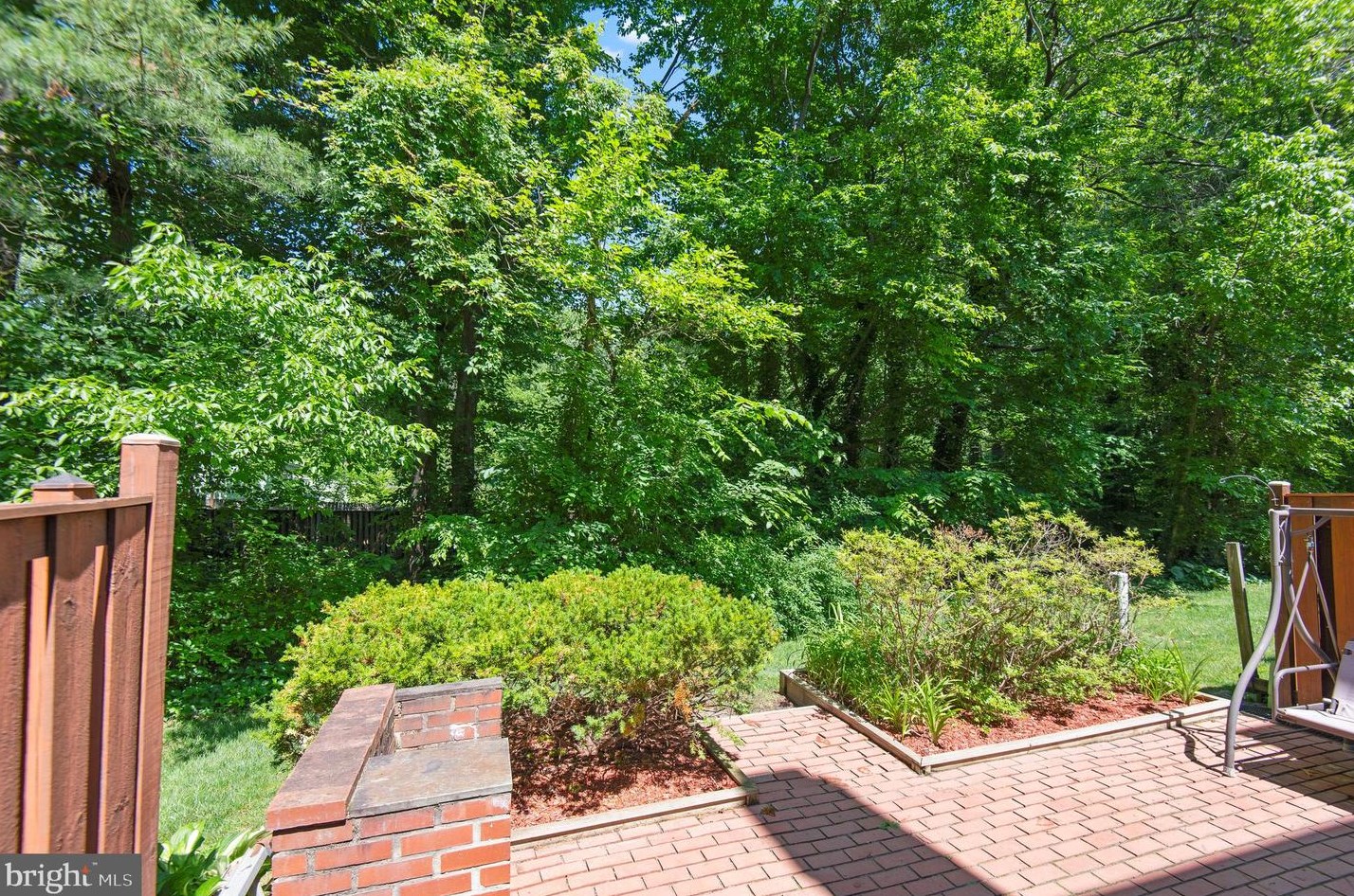 1176 Jeffrey Dr, Crofton MD 21114-1316 exterior