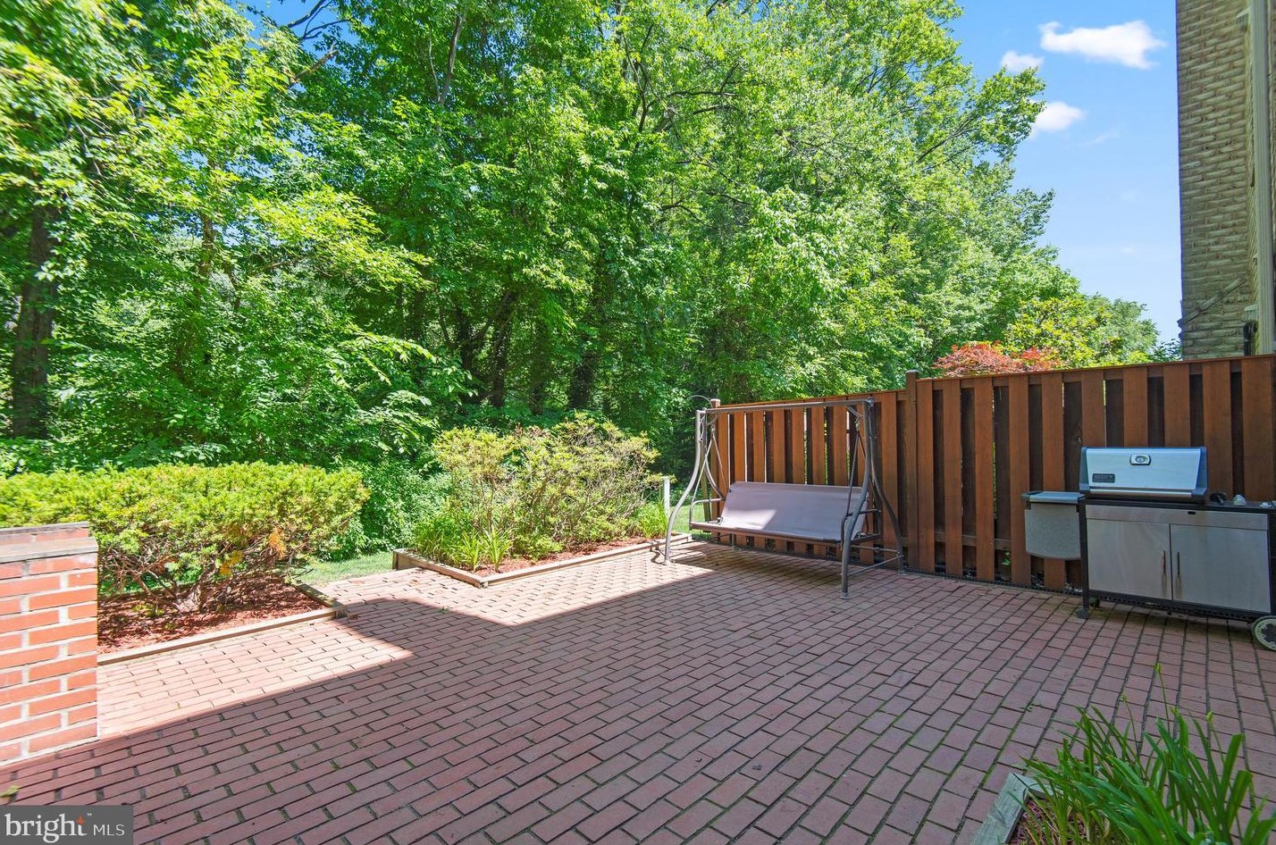 1176 Jeffrey Dr, Crofton MD 21114-1316 exterior