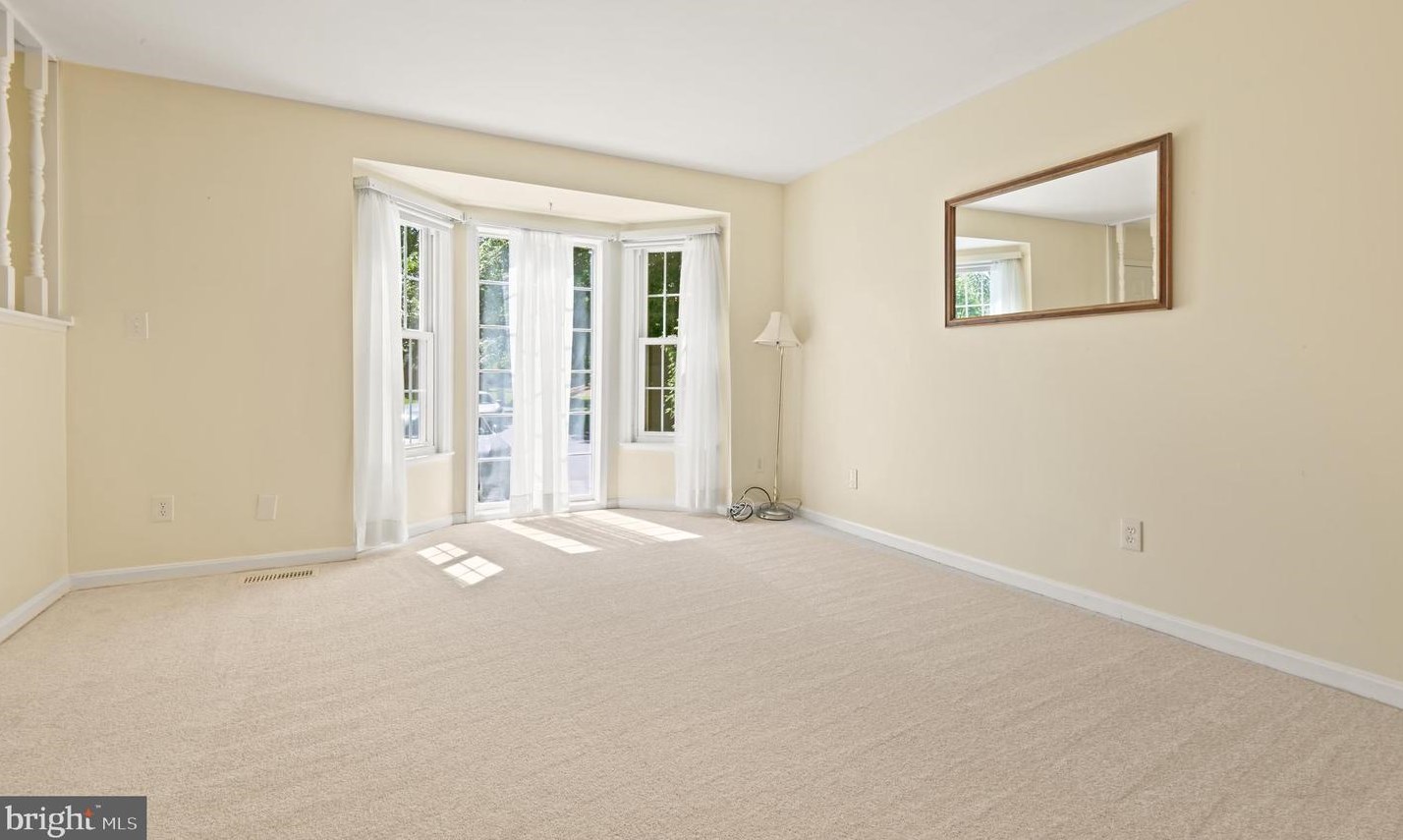 1176 Jeffrey Dr, Crofton MD 21114-1316 exterior