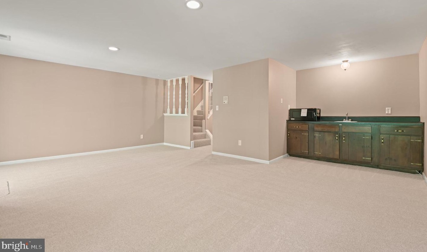 1176 Jeffrey Dr, Crofton MD 21114-1316 exterior