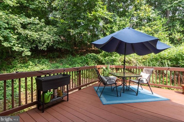 700 Rusack Ct, Arnold MD 21012-3023 exterior