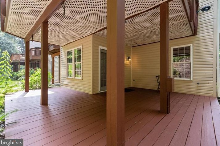 700 Rusack Ct, Arnold MD 21012-3023 exterior