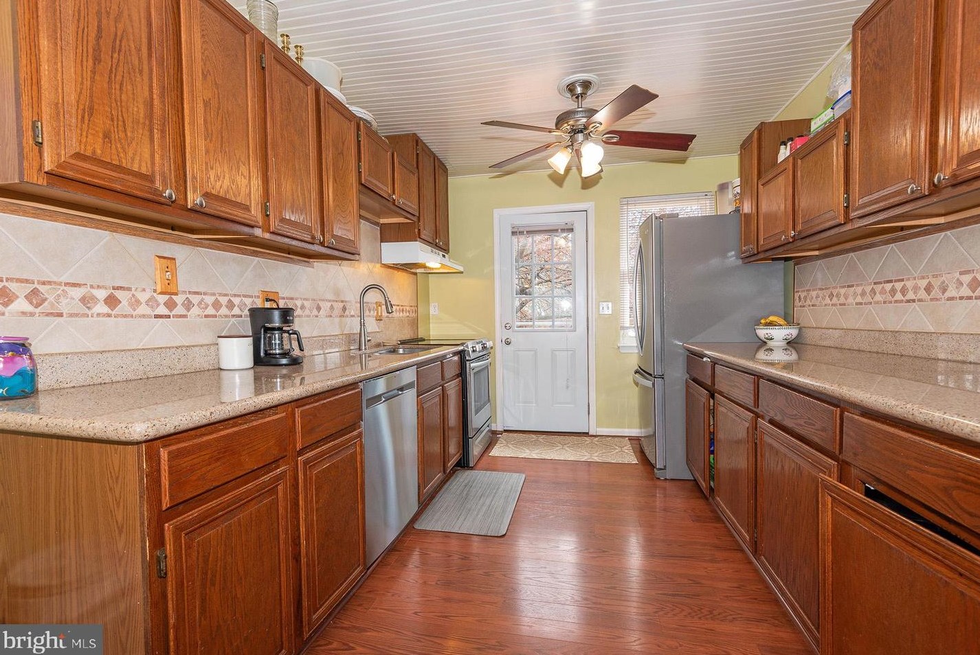 2318 Westport Ln, Crofton MD 21114-1211 exterior