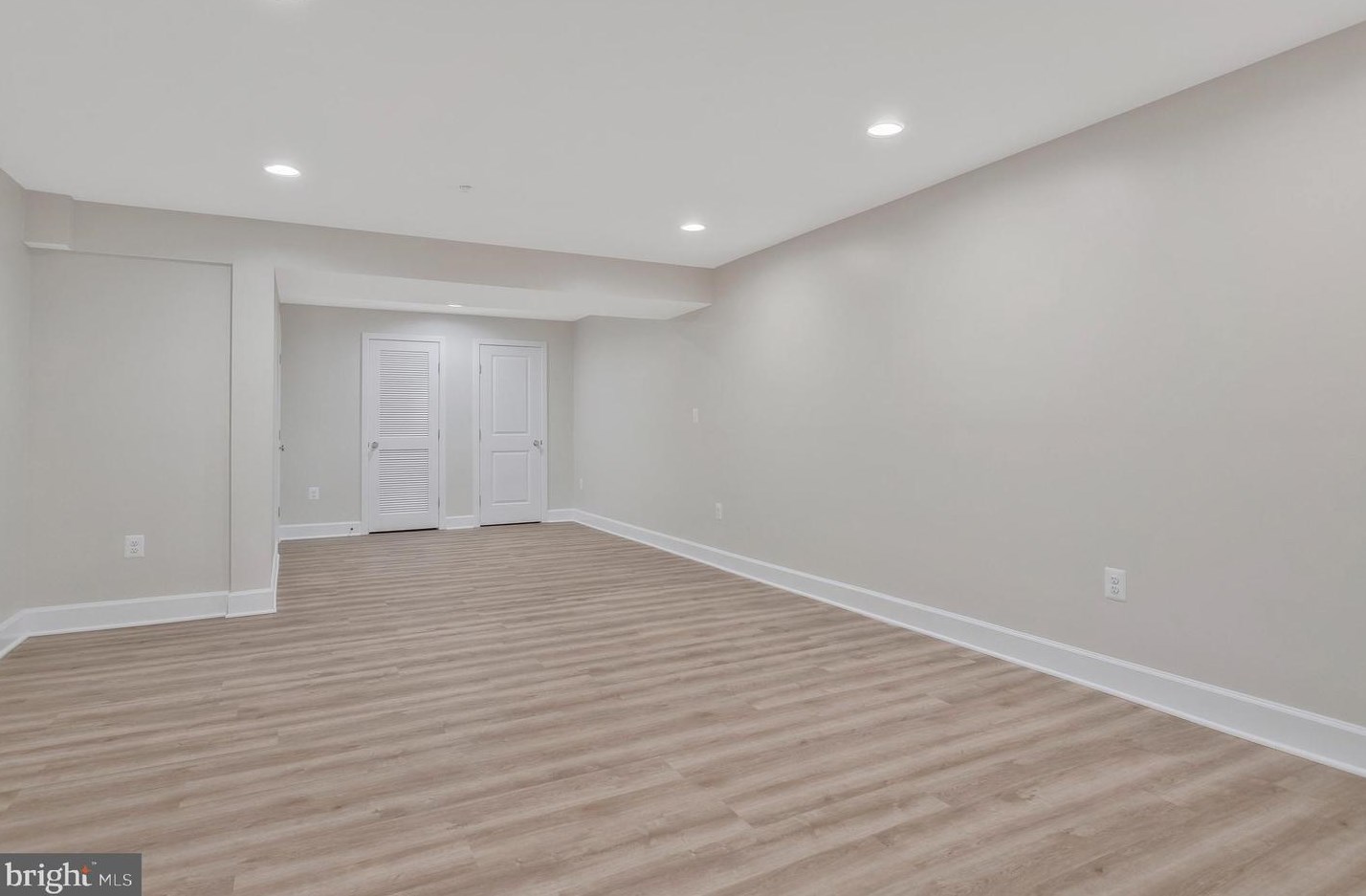 1641 Midland Rd, Edgewater MD 21037-2418 exterior