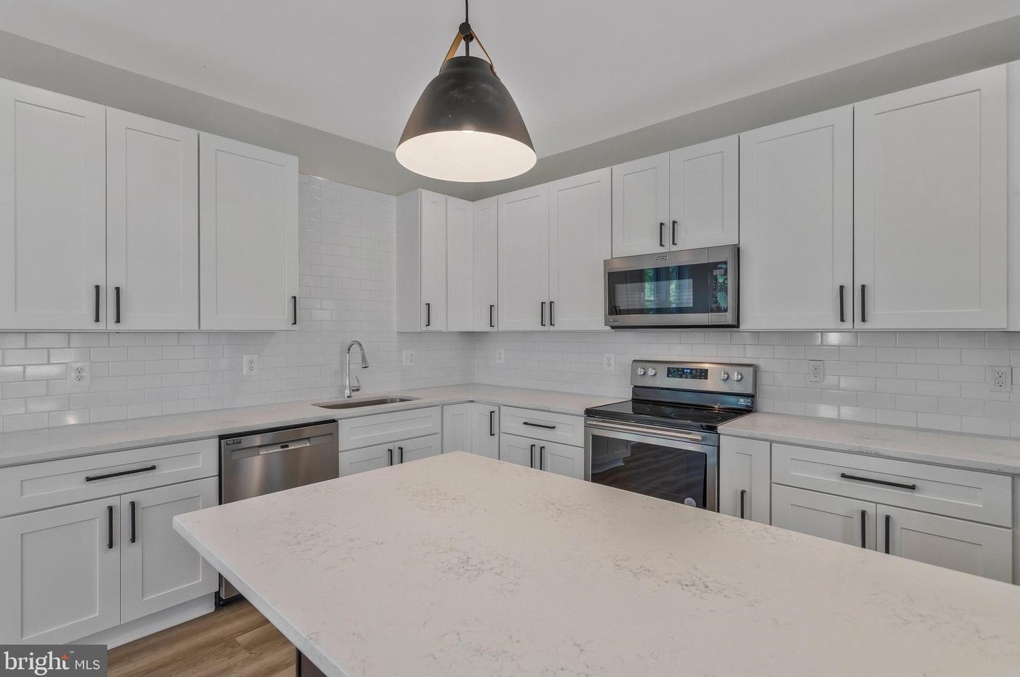 1641 Midland Rd, Edgewater MD 21037-2418 exterior